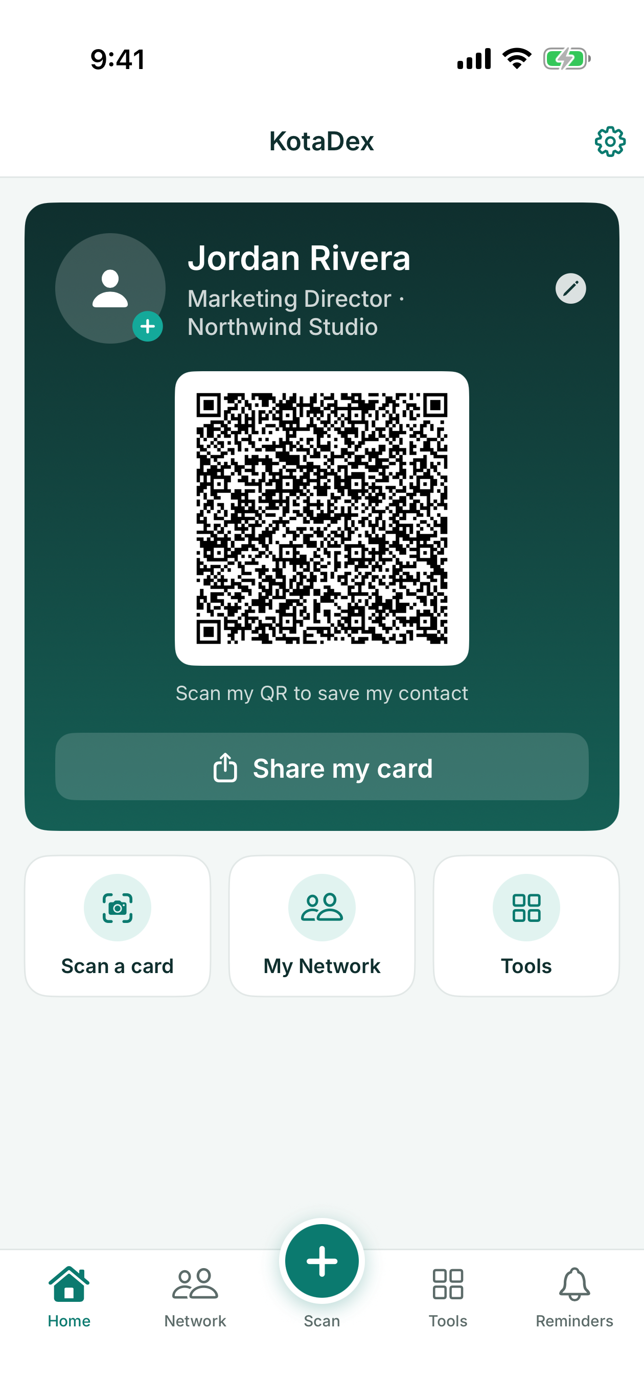 Home screen with the digital business card, its QR code and the quick actions